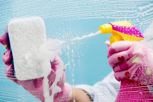 Airbnb cleaner preparing a guest-ready apartment in N4