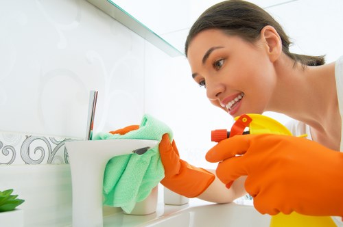Flexible local cleaning support for homes and businesses in N4